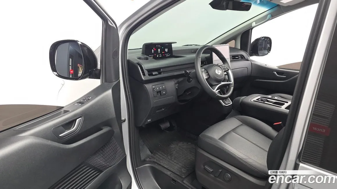 Hyundai Staria 2025 из KR, фото 9