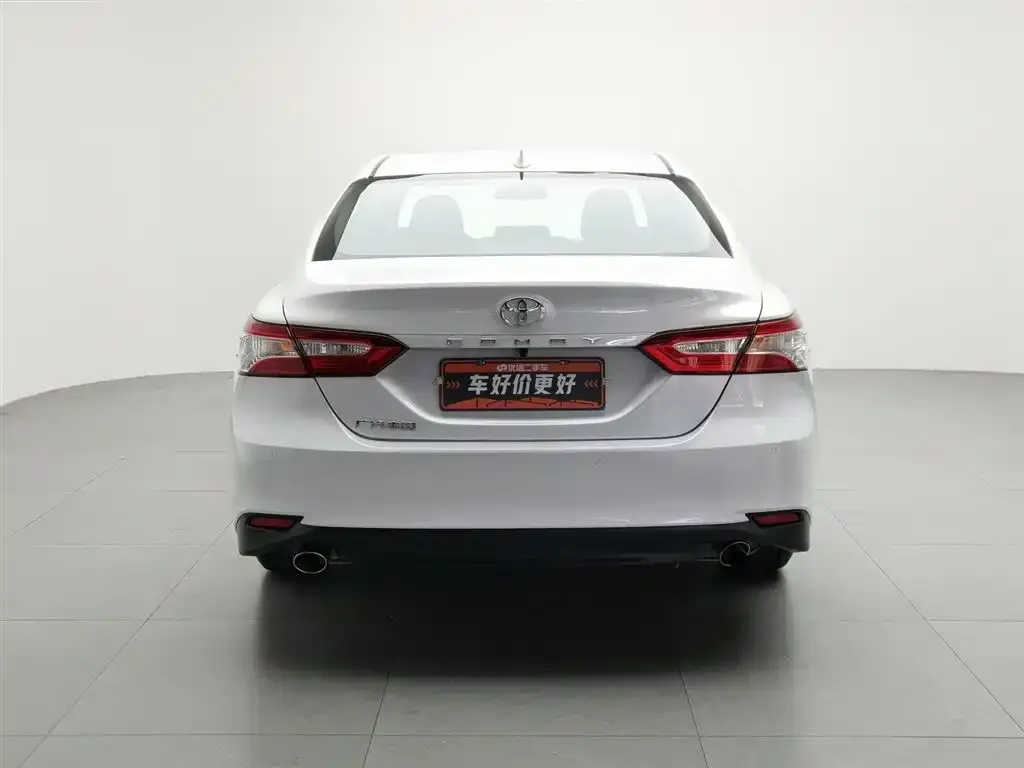 Toyota Camry 2023 из CN, фото 3