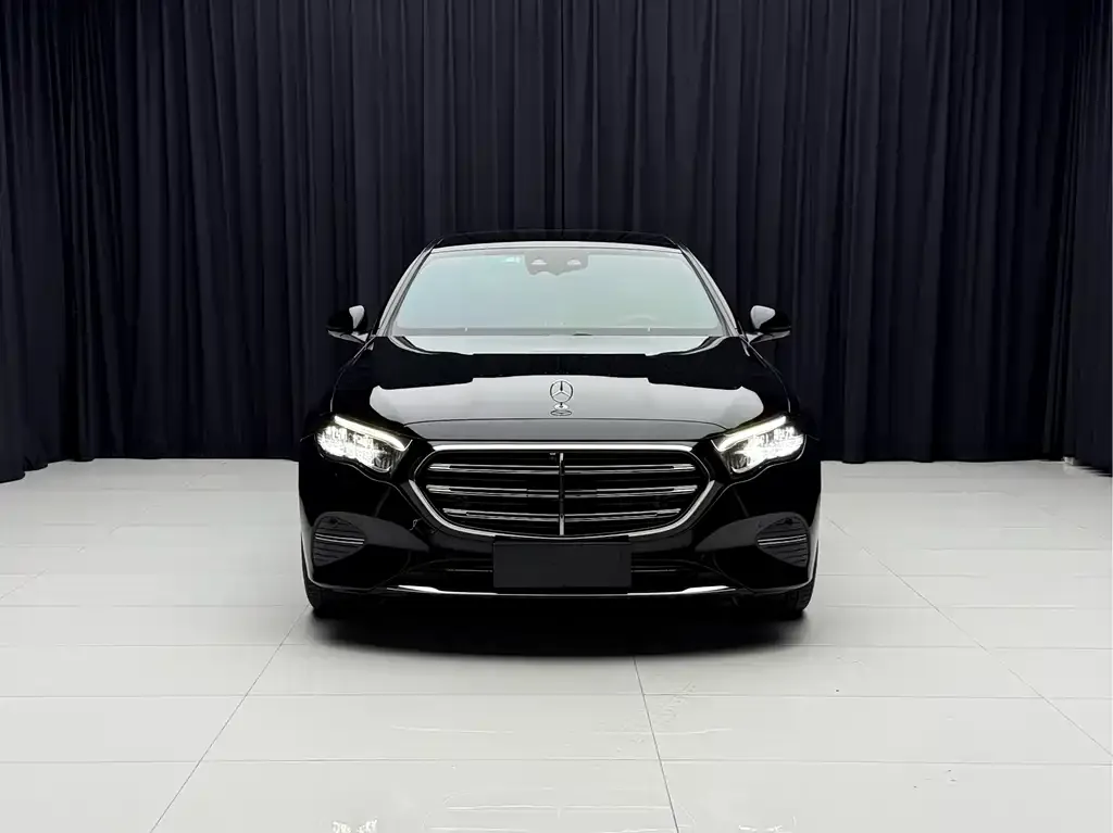 Mercedes-Benz E-Class 2024 из CN, фото 2