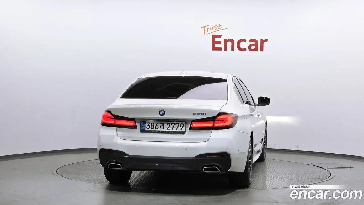 BMW 5-Series 2022 из KR, фото 2