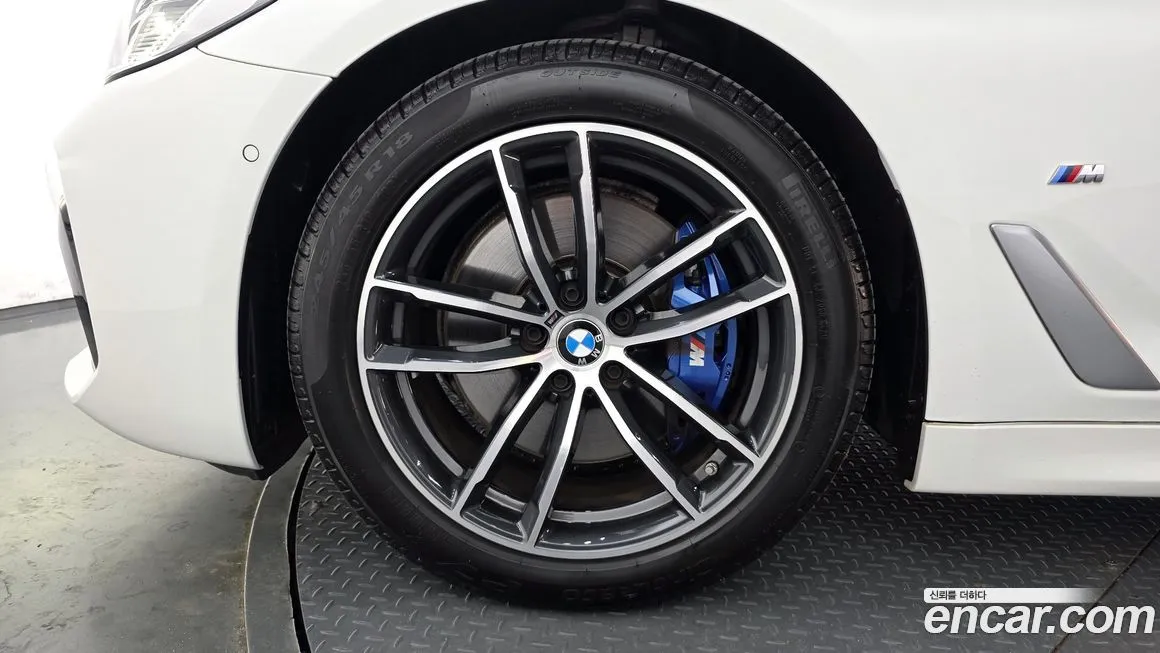 BMW 5-Series 2022 из KR, фото 8