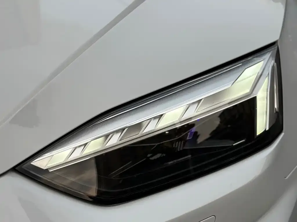 Audi A5 (Import) — фото 2