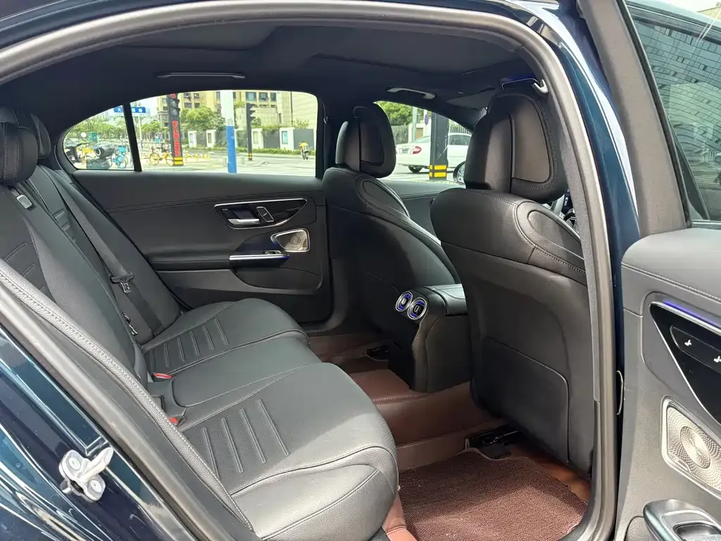 Mercedes-Benz C-Class 2024 из CN, фото 9