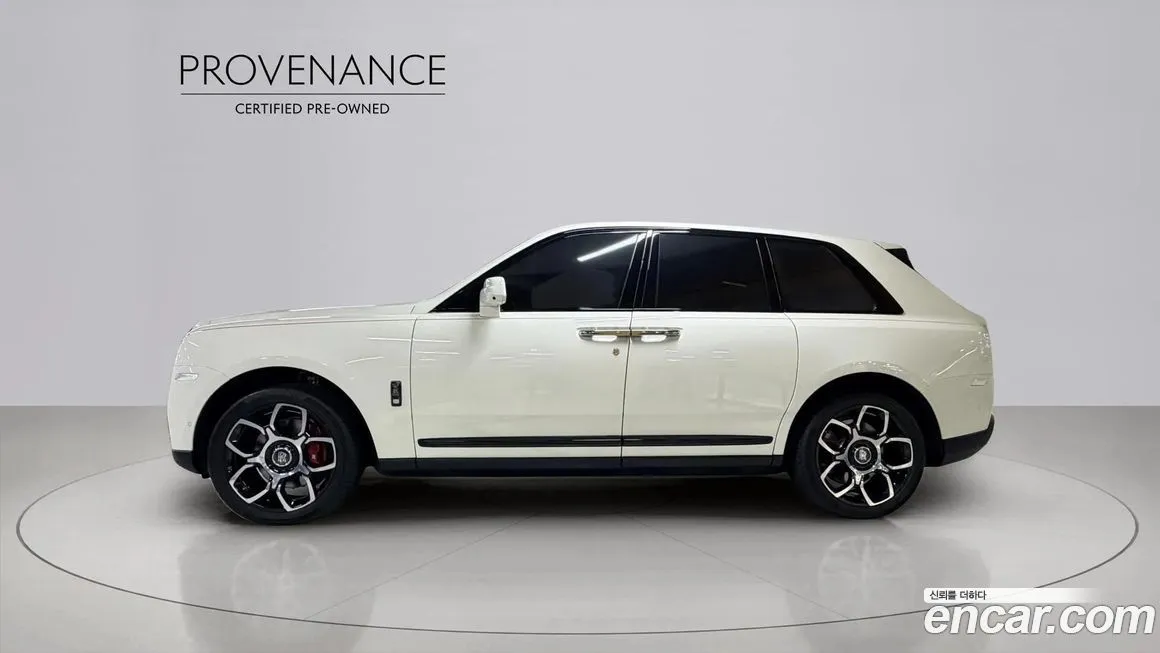 Rolls-Royce Cullinan 2022 из KR, фото 3