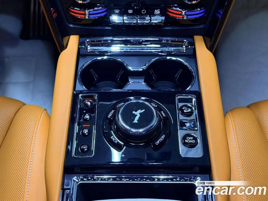 Rolls-Royce Cullinan 2022 из KR, фото 10