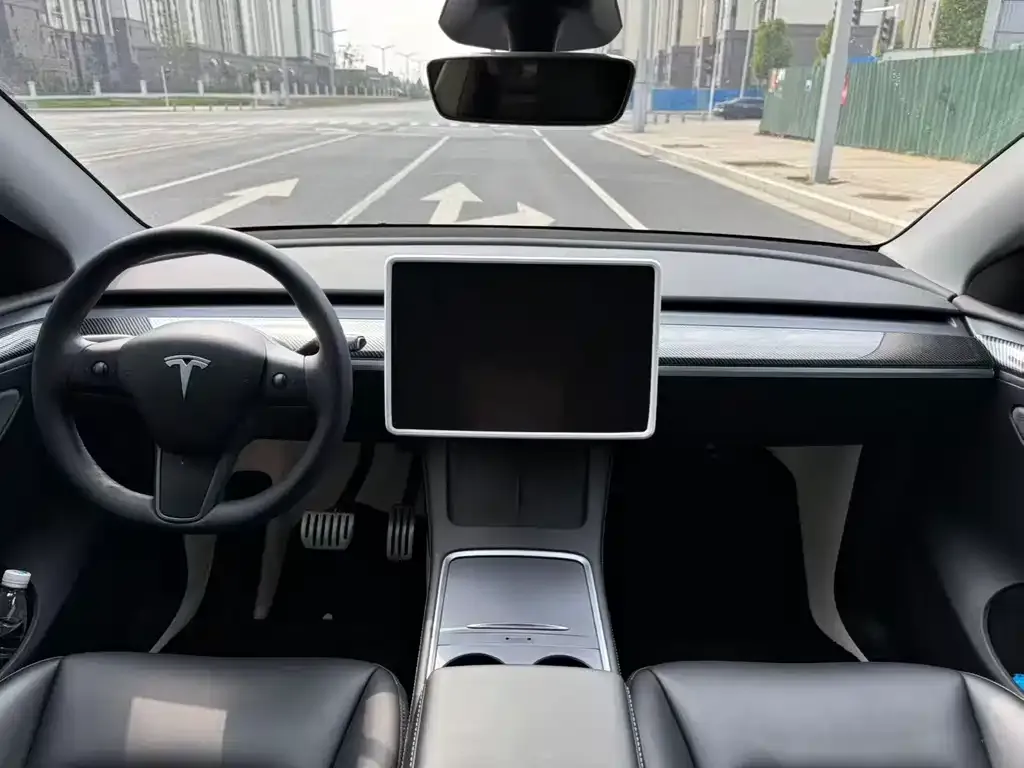 Tesla Model Y 2024 из CN, фото 10