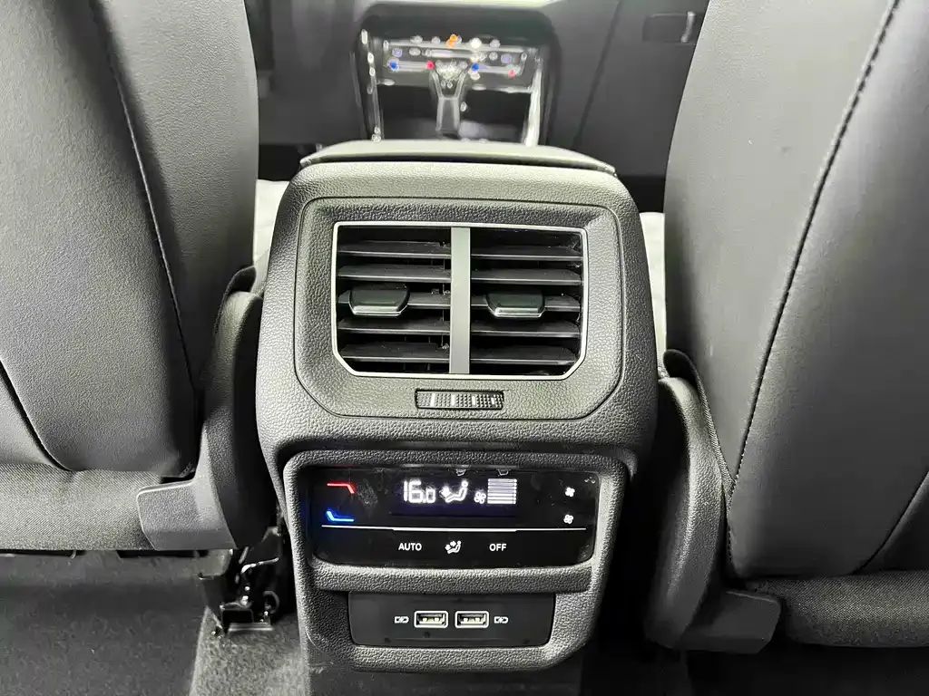 Volkswagen Tayron 2022 из CN, фото 8
