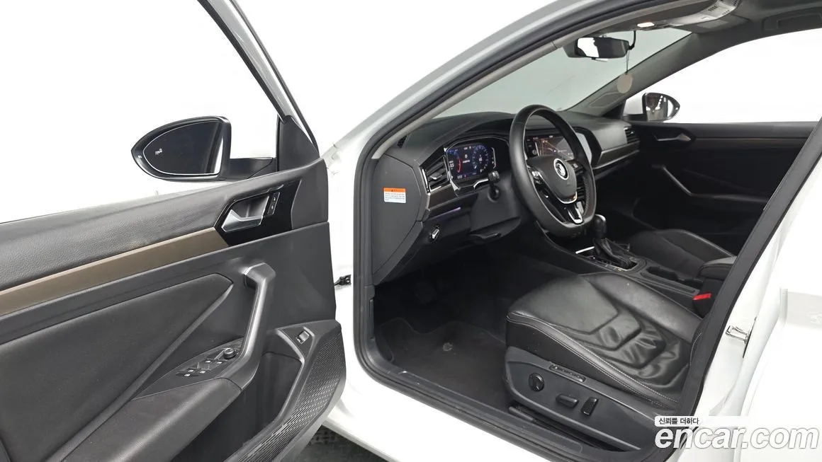 Volkswagen Jetta 2021 из KR, фото 6