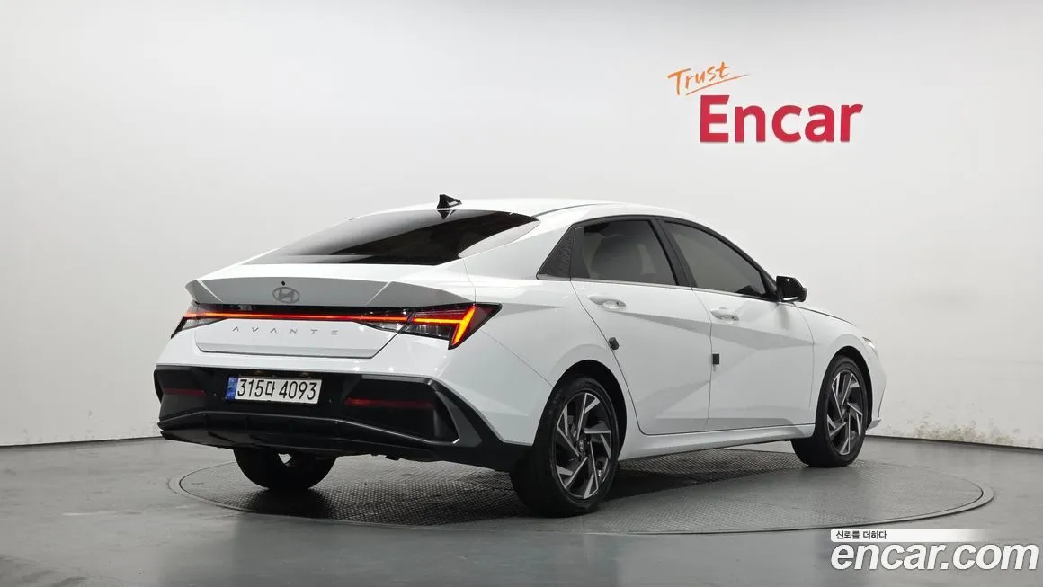 Hyundai AVANTE 2024 из KR, фото 2