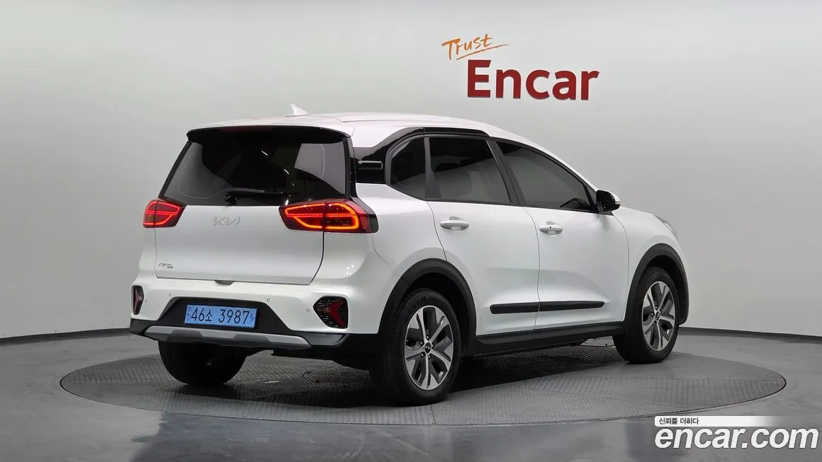 Kia Niro — фото 7