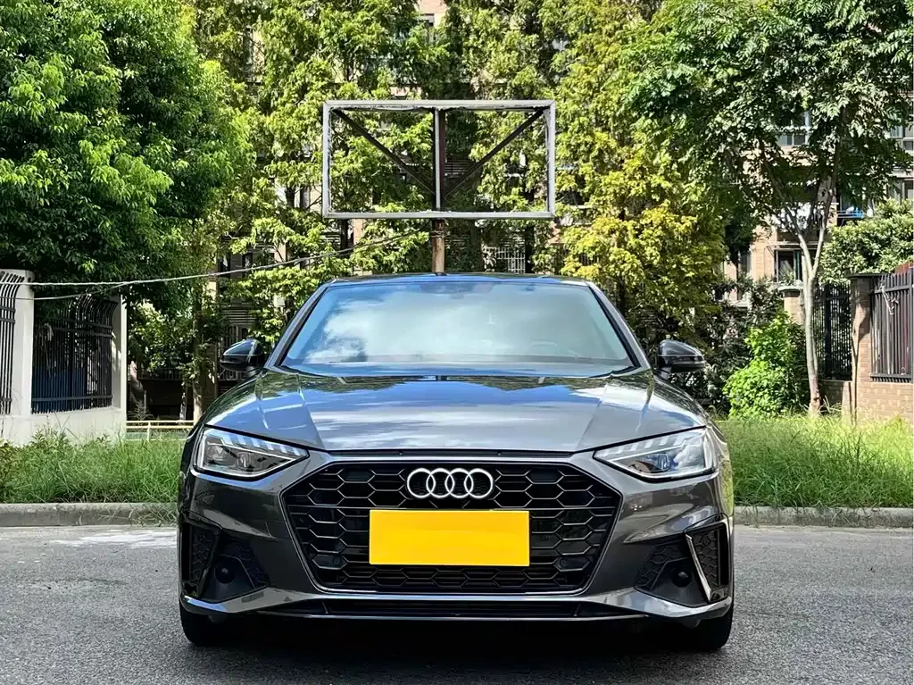 Audi A4L 2022 из CN, фото 7