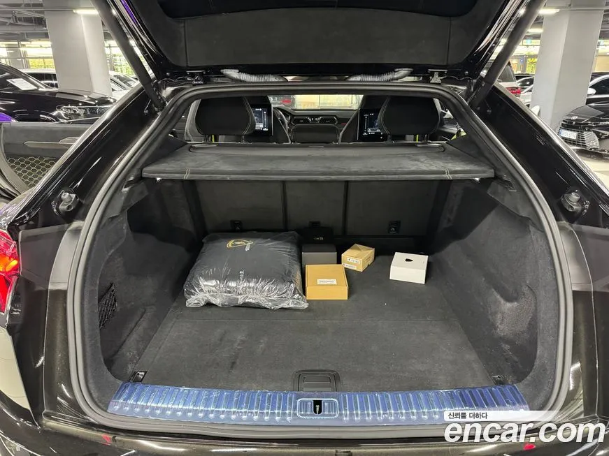 Lamborghini Urus 2024 из KR, фото 6