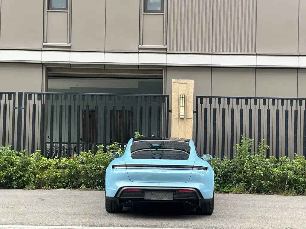 Porsche Taycan 2022 из CN, фото 8