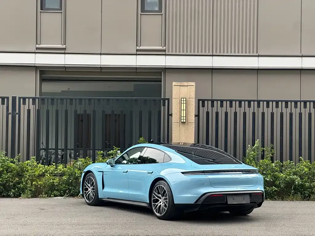 Porsche Taycan 2022 из CN, фото 10