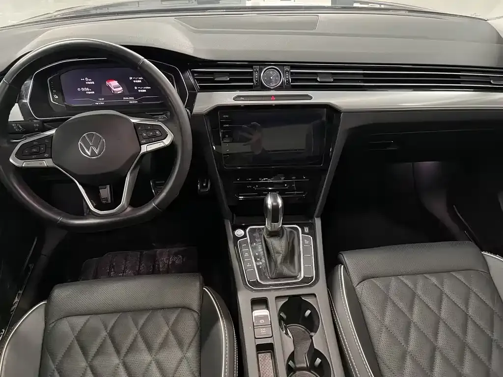 Volkswagen Magotan GTE PHEV 2023 из CN, фото 5