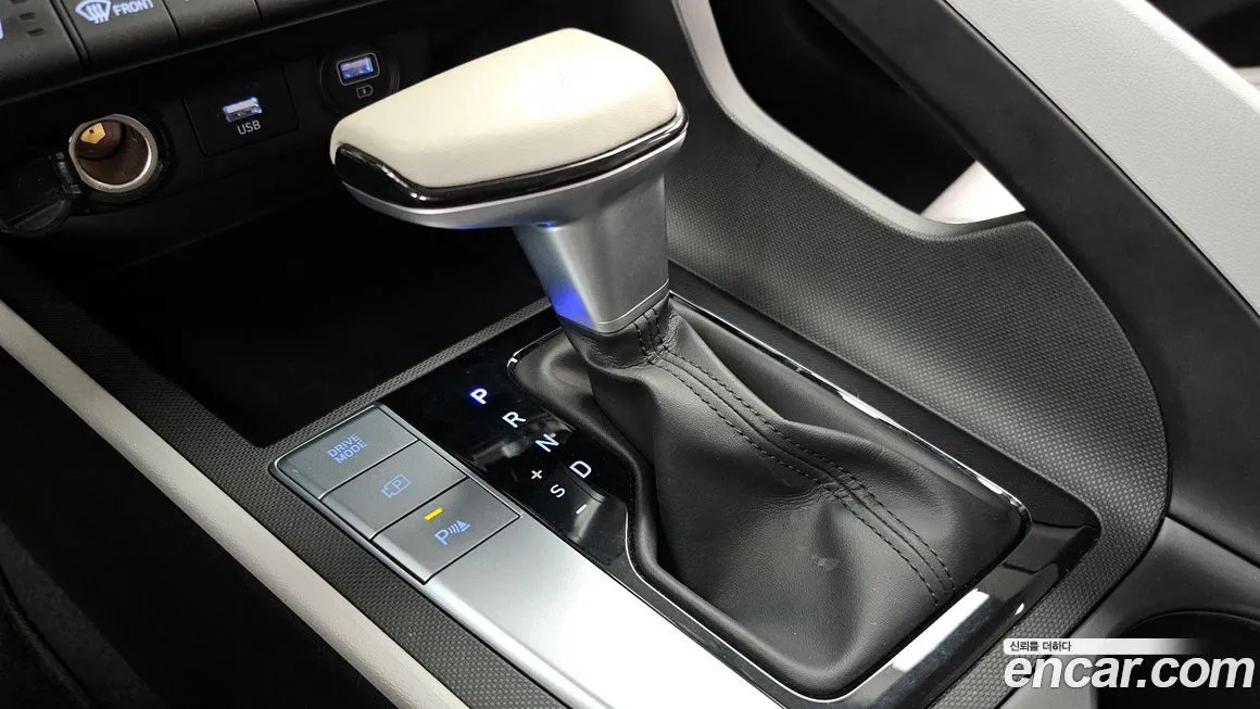 Hyundai AVANTE — фото 9