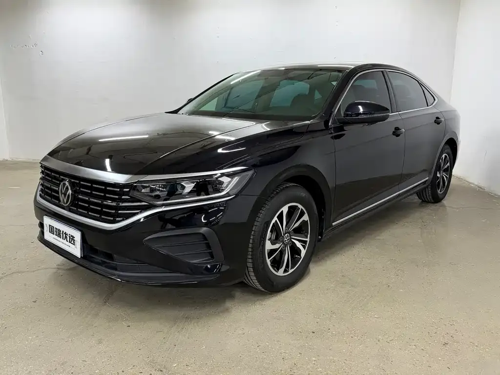 Volkswagen Passat 2022 из CN, фото 1
