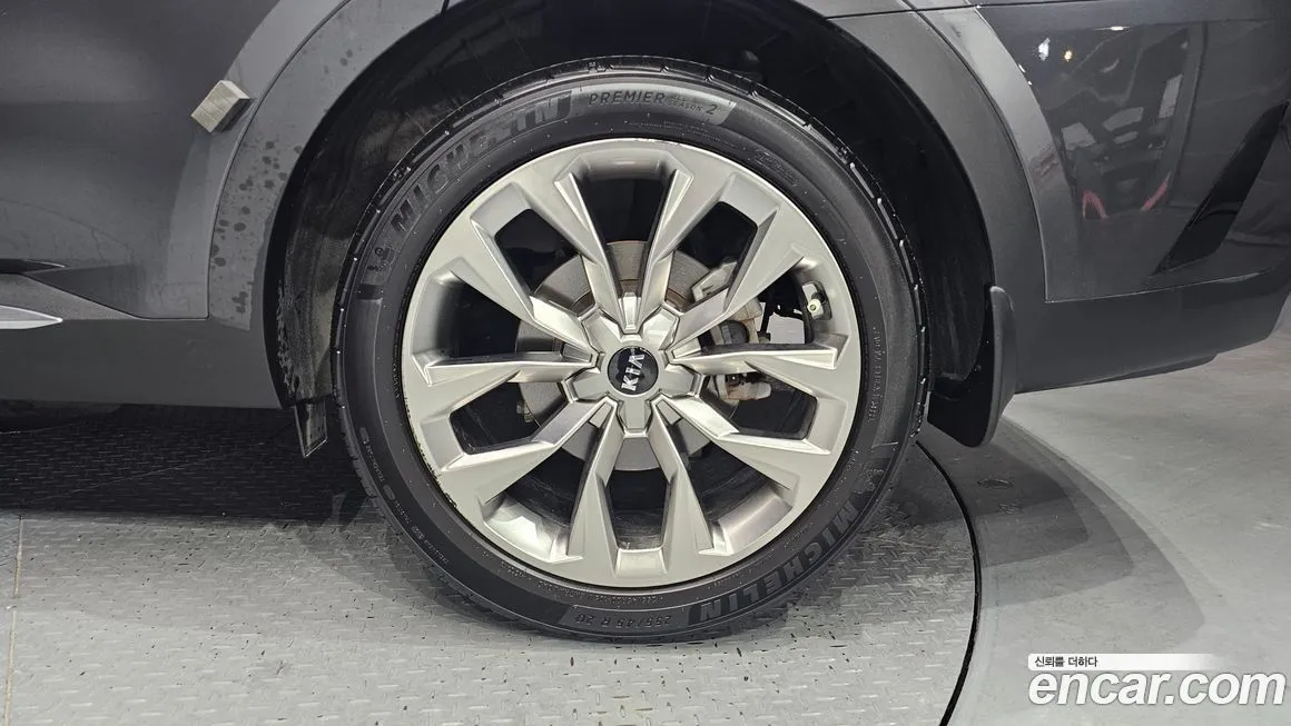 Kia Sorento — фото 4