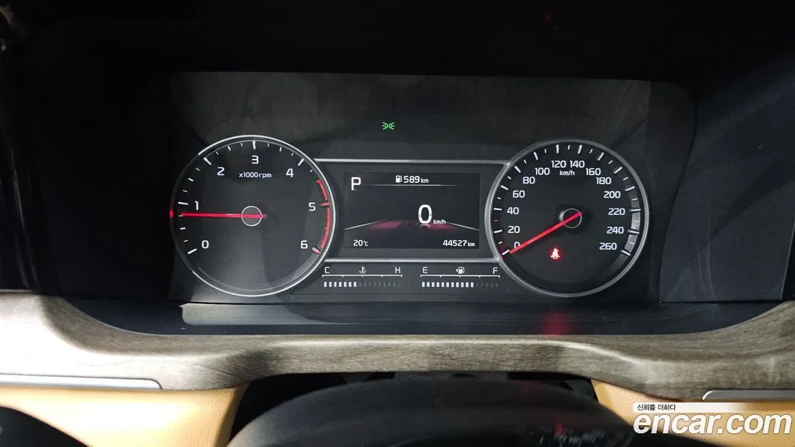 Kia Sorento — фото 3