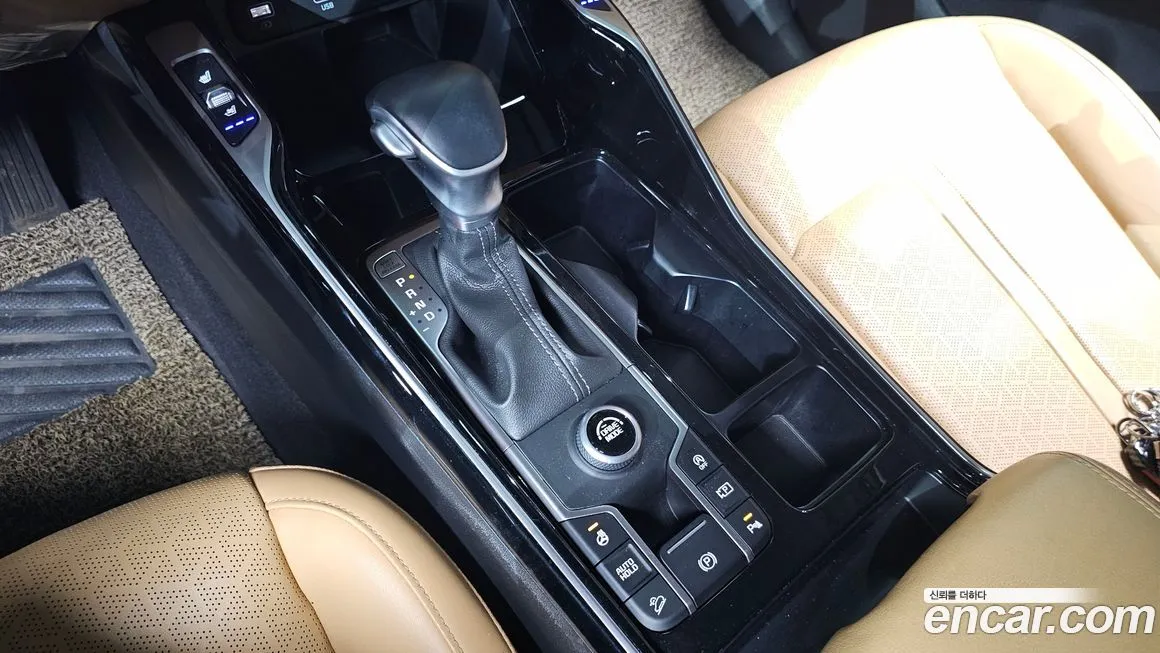 Kia Sorento — фото 9