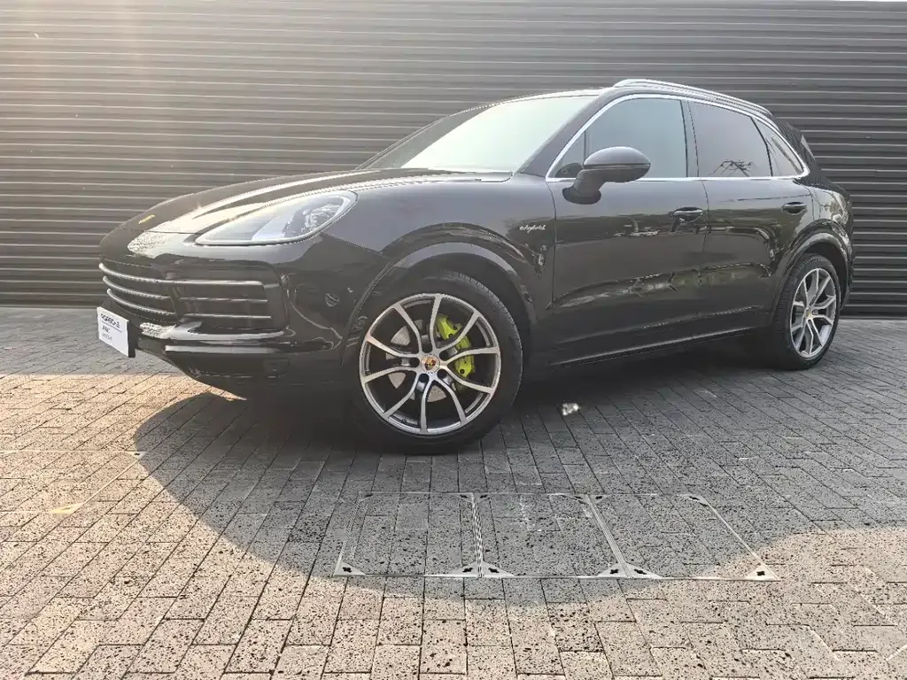 Porsche Cayenne Hybrid 2022 из CN, фото 1