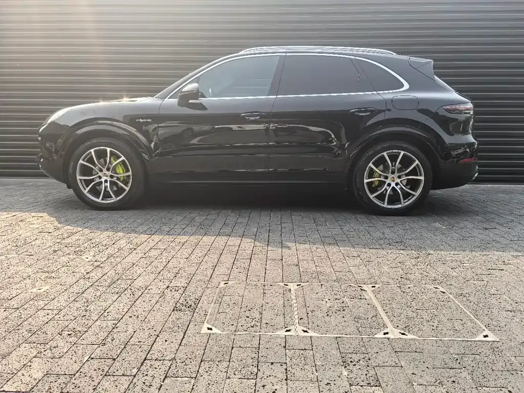 Porsche Cayenne Hybrid 2022 из CN, фото 9