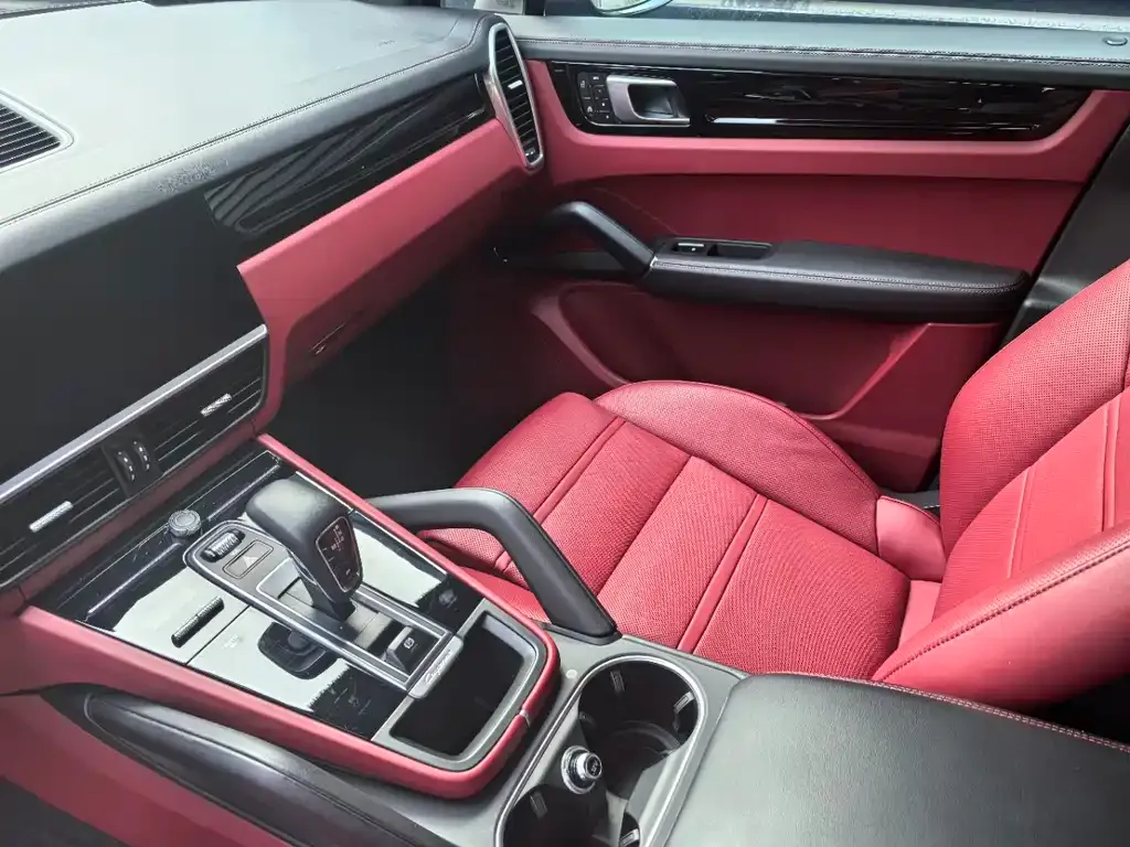 Porsche Cayenne Hybrid 2022 из CN, фото 3