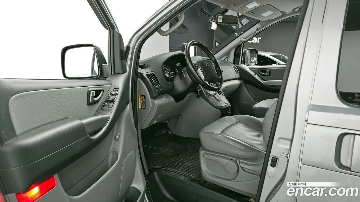 Hyundai Starex 2021 из KR, фото 3