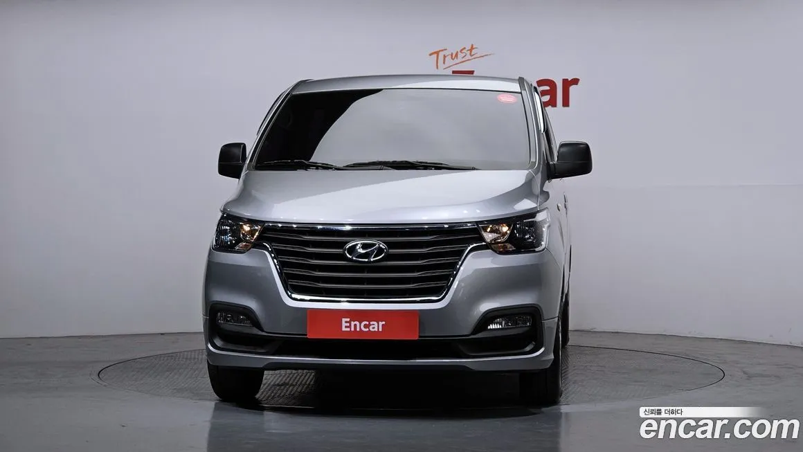 Hyundai Starex 2021 из KR, фото 2