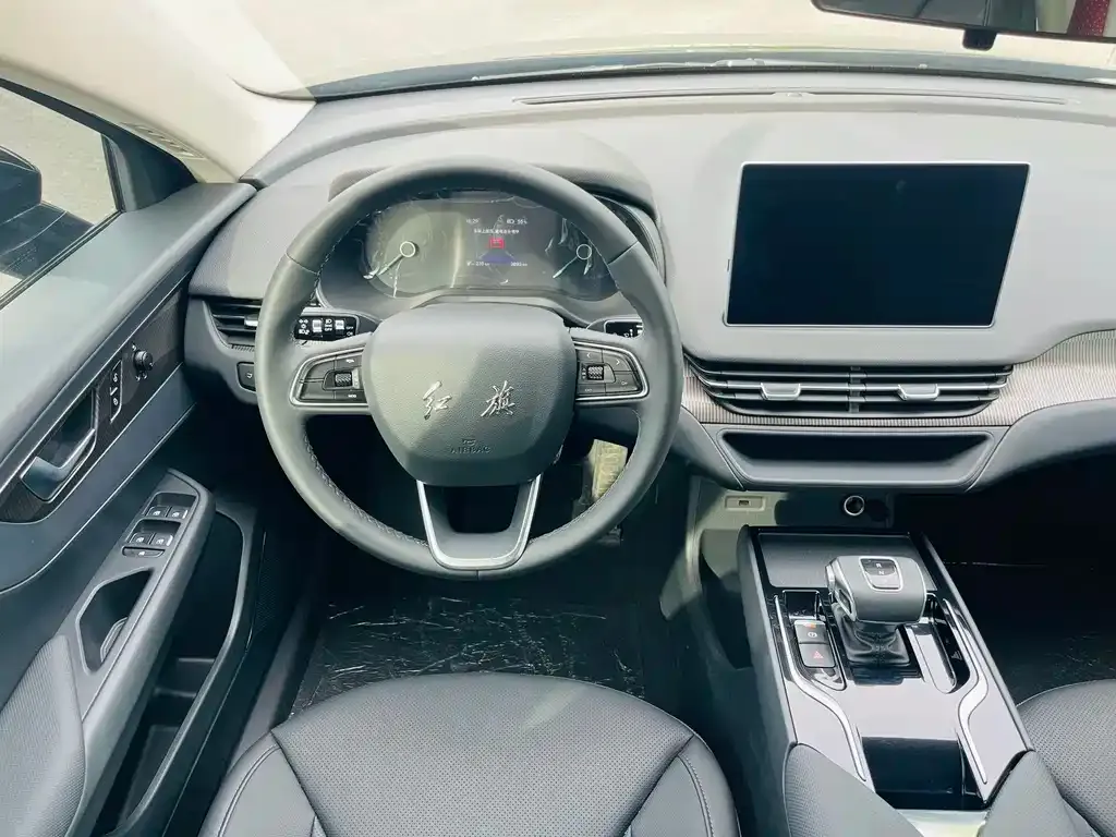 Hongqi E-QM5 — фото 2