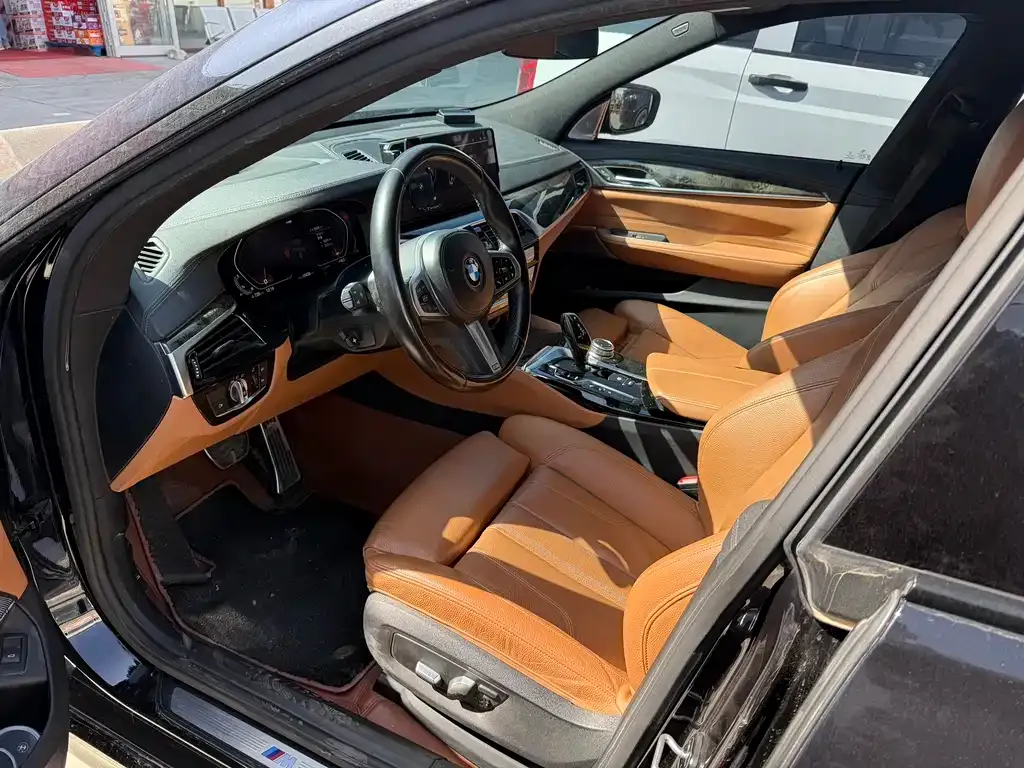 BMW 6 Series GT — фото 9