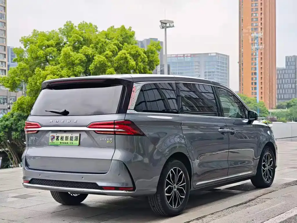 Roewe iMAX8 New Energy 2024 из CN, фото 10