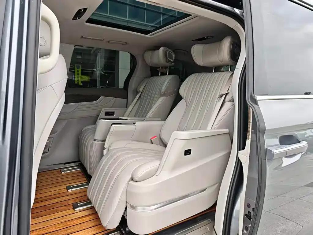 Roewe iMAX8 New Energy 2024 из CN, фото 7