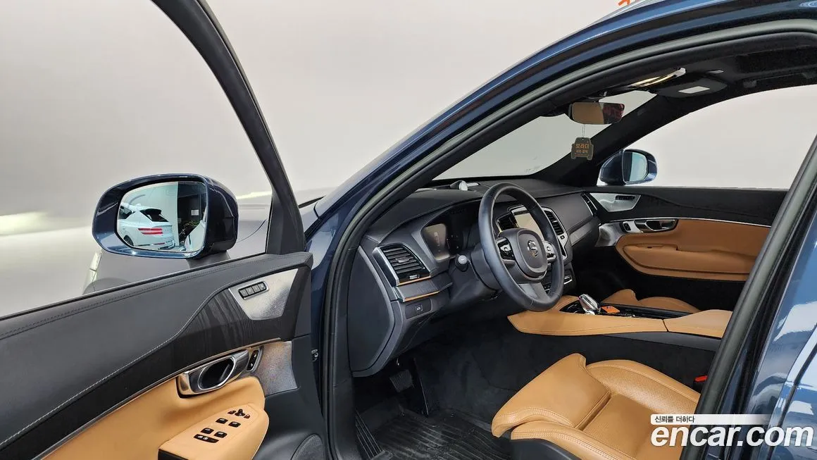 Volvo XC90 2023 из KR, фото 5