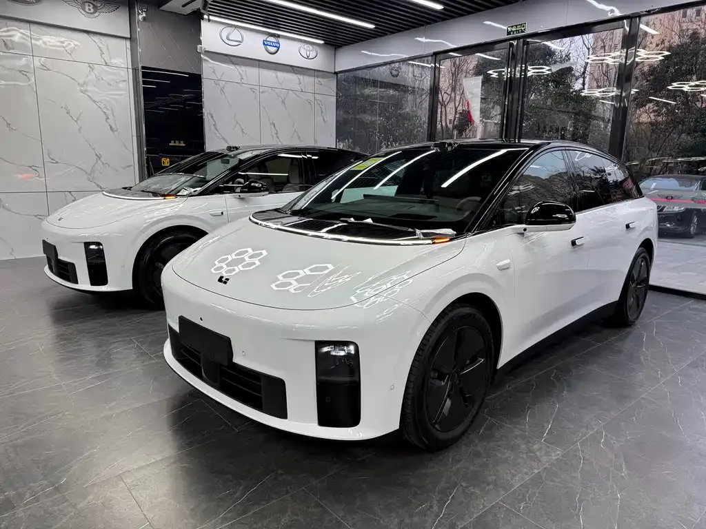 Li Auto i6