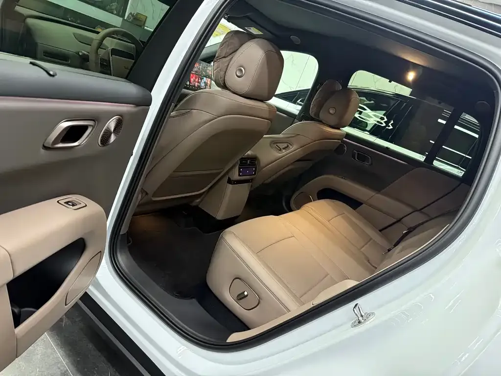 Li Auto i6 2026 из CN, фото 5