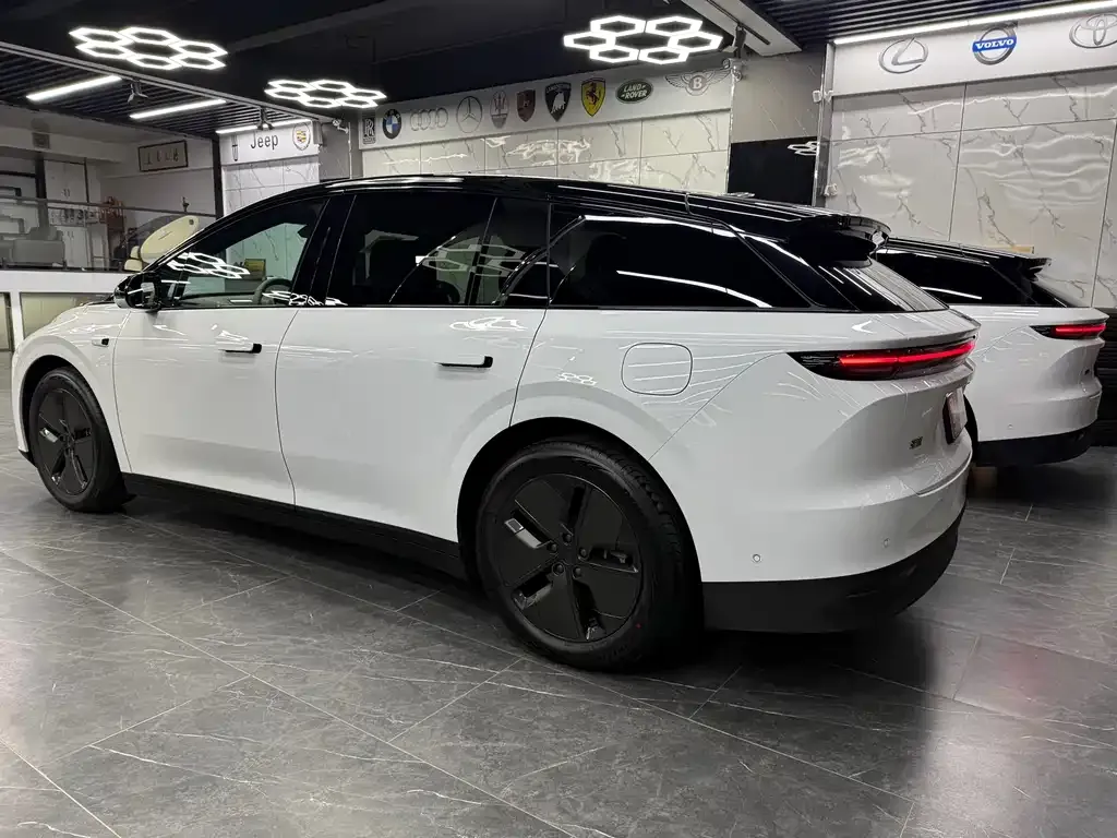 Li Auto i6 2026 из CN, фото 2