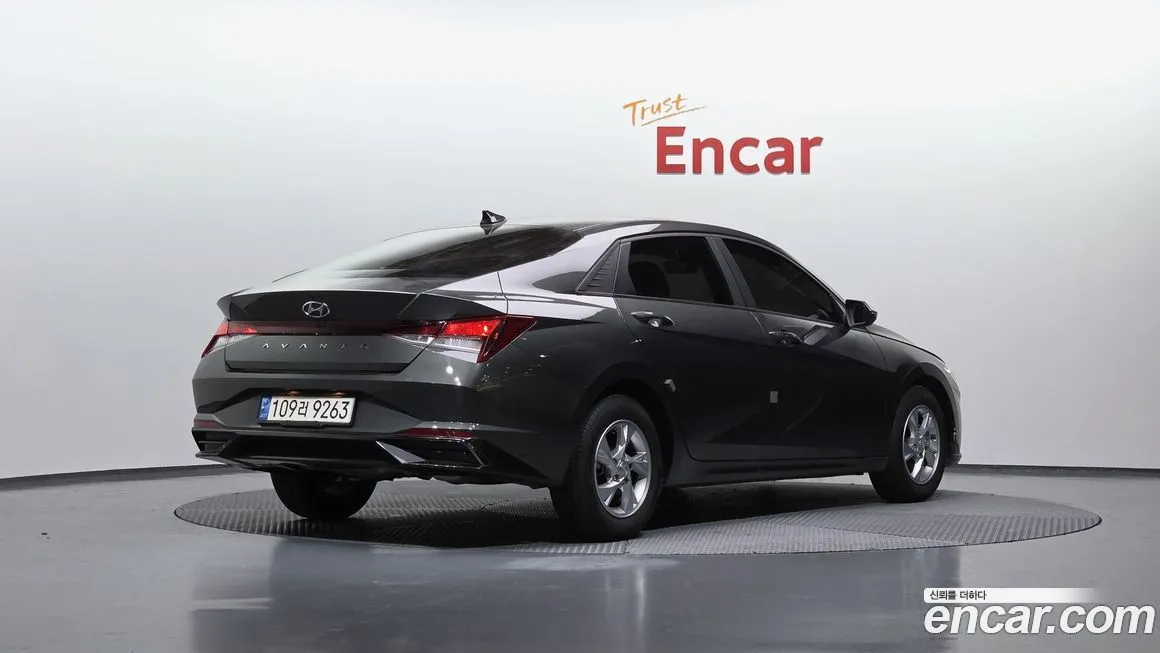 Hyundai AVANTE — фото 2