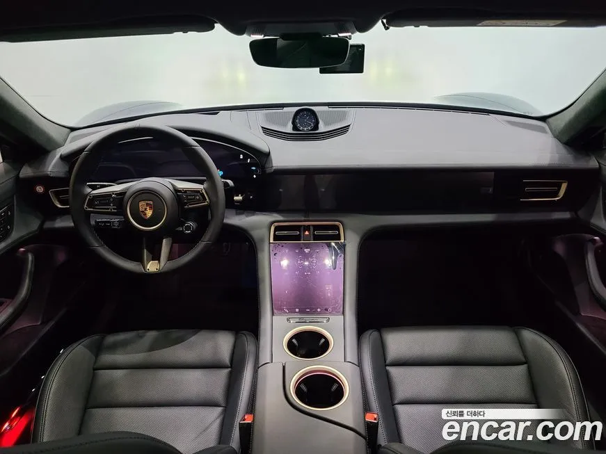 Porsche Taycan 2024 из KR, фото 2