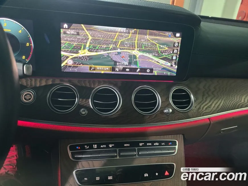 Mercedes-Benz E-Class 2021 из KR, фото 7