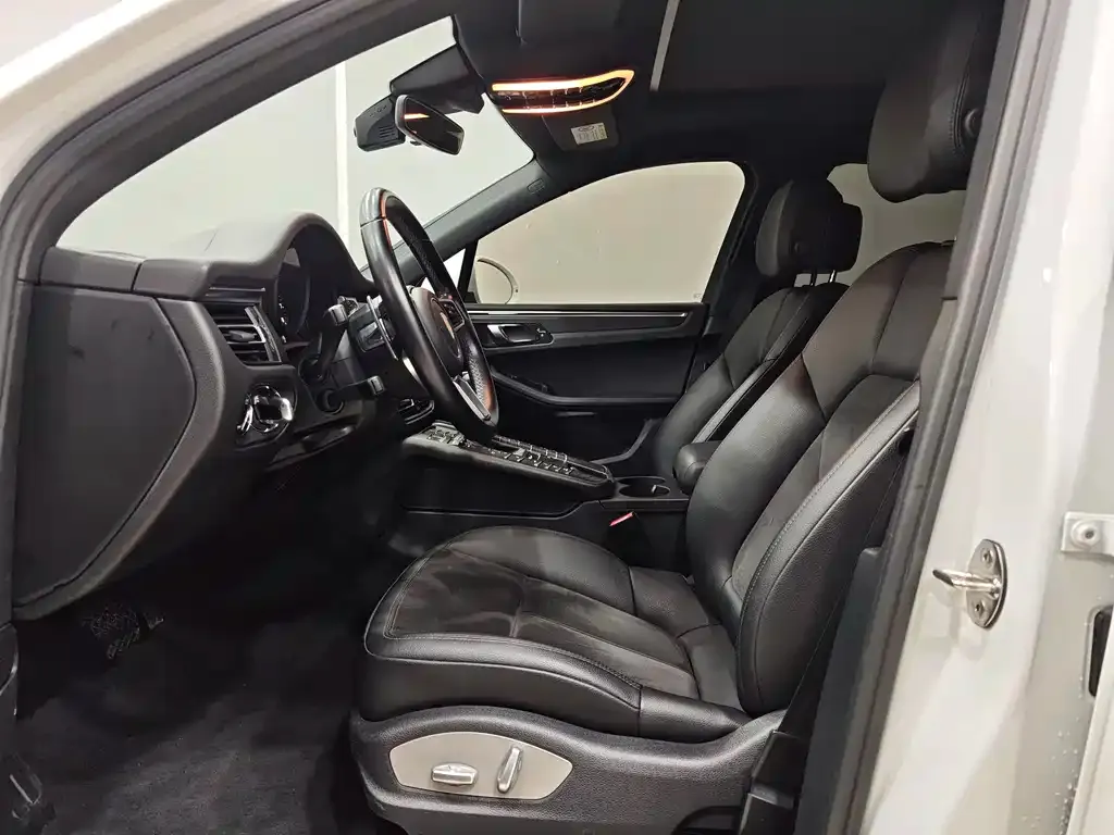 Porsche Macan 2021 из CN, фото 6