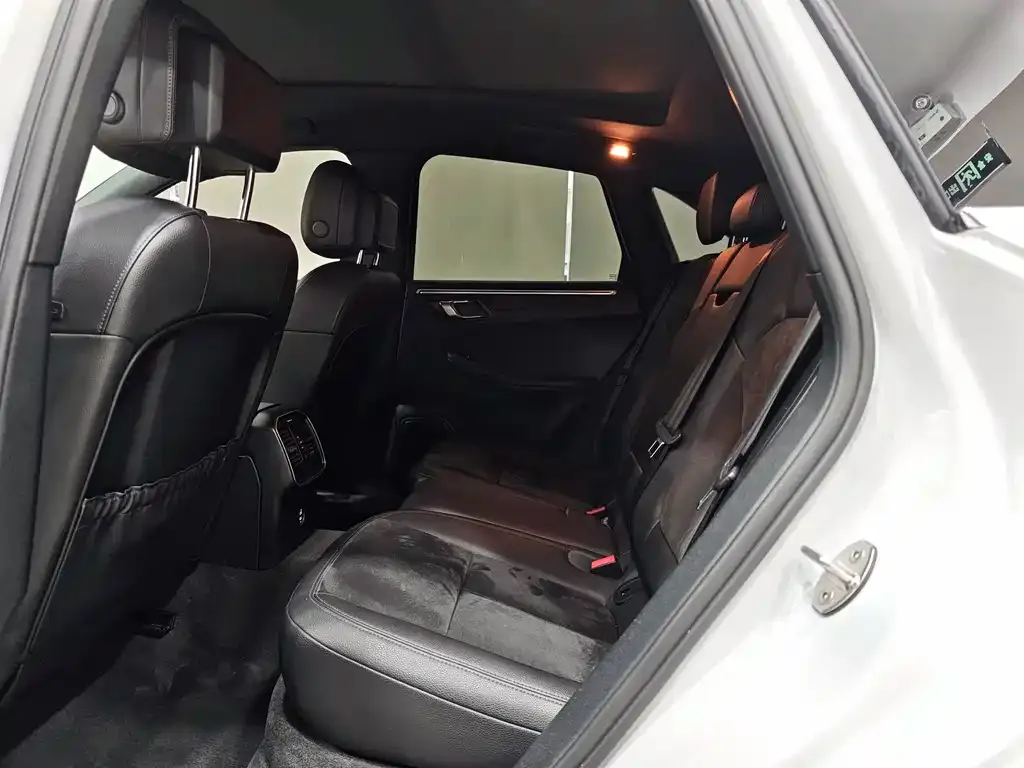 Porsche Macan 2021 из CN, фото 5