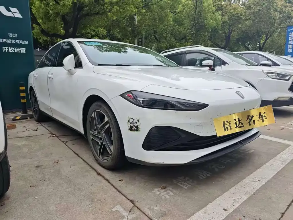 Roewe D7 2024 из CN, фото 6