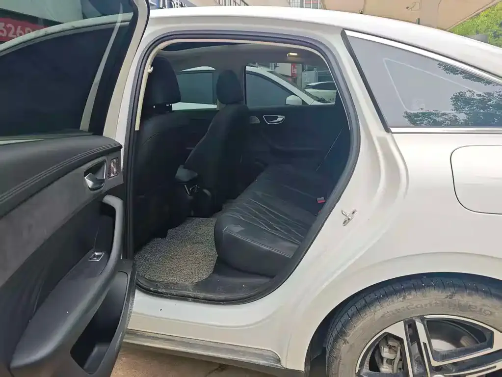 Roewe D7 2024 из CN, фото 2