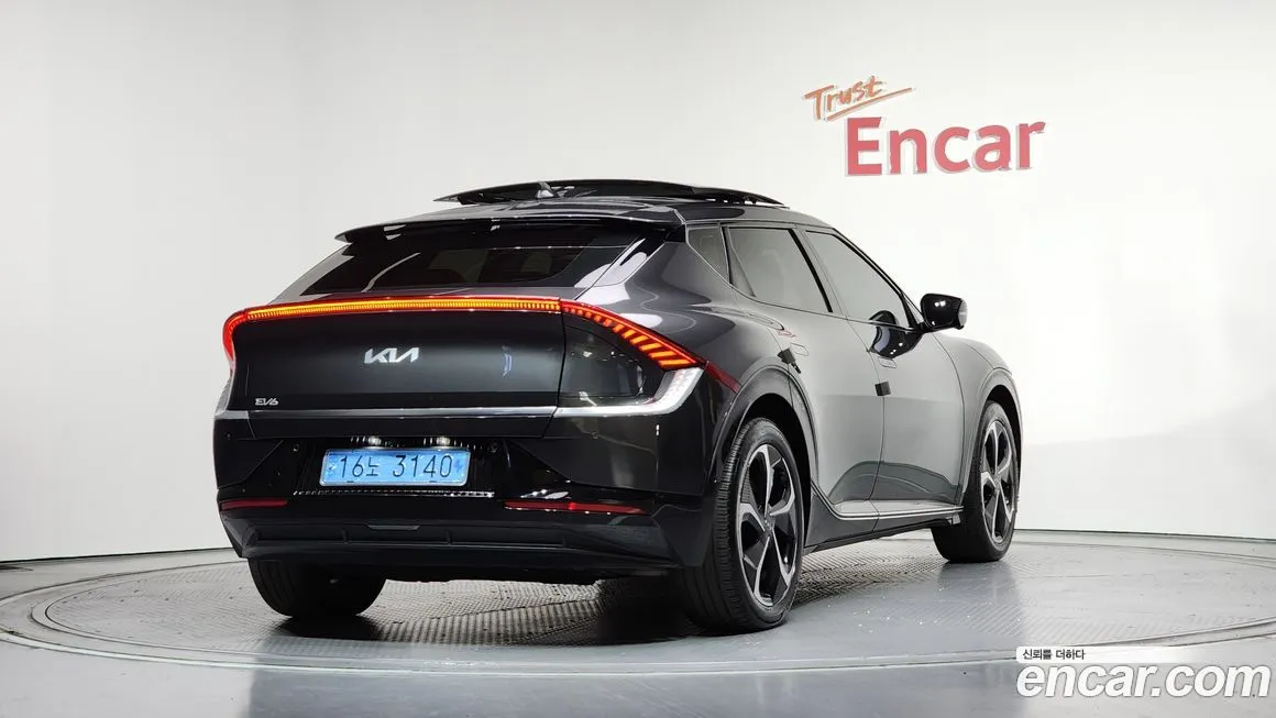 Kia EV6 — фото 5