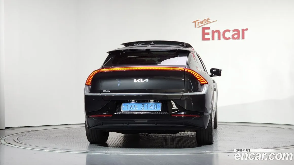 Kia EV6 — фото 7