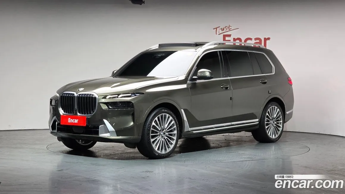 BMW X7 — фото 1