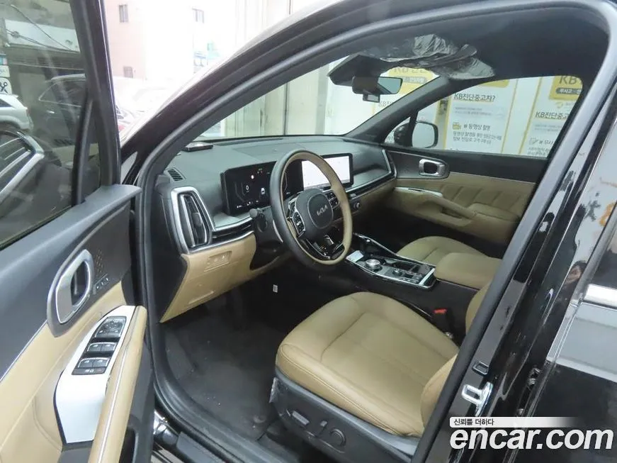 Kia Sorento — фото 7