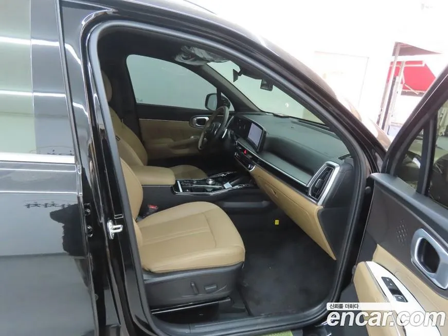 Kia Sorento — фото 5