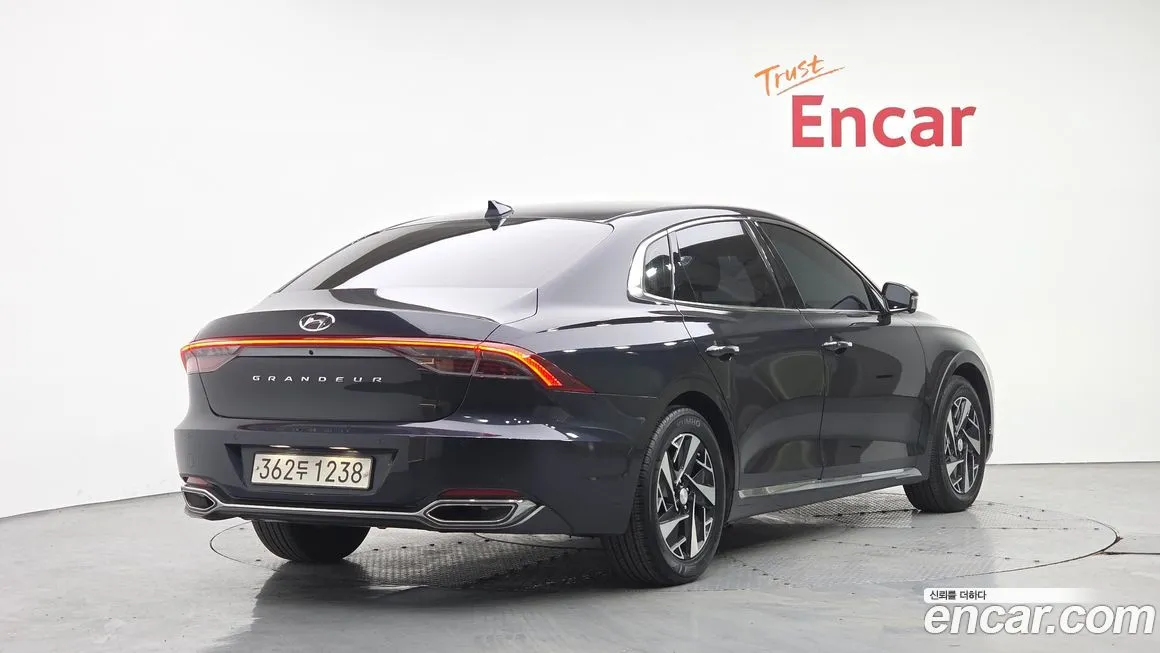 Hyundai Grandeur 2021 из KR, фото 4